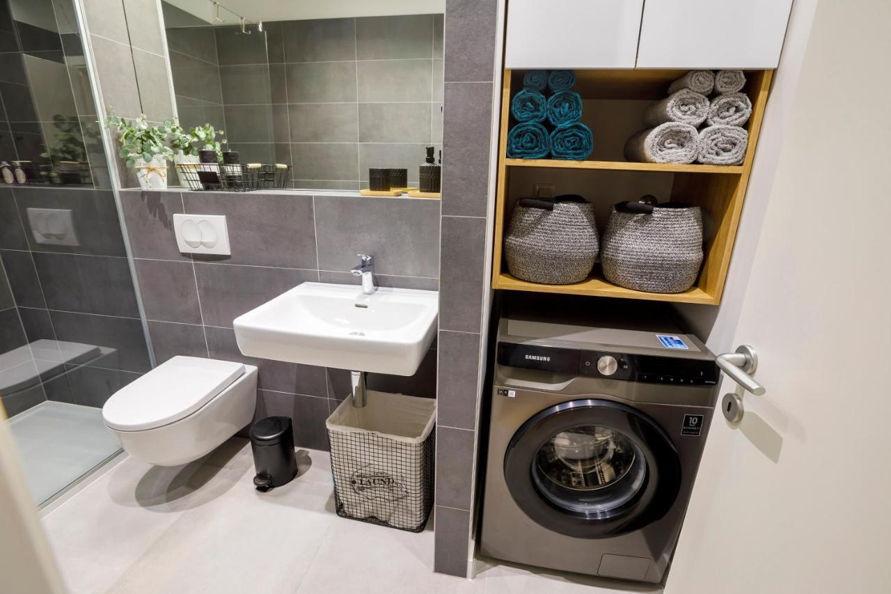 Osiris Luxury Apartment สปลิท ภายนอก รูปภาพ